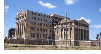 The old Nueces County Courthouse, which will not, as of August 2018, be redeveloped into a boutique hotel.